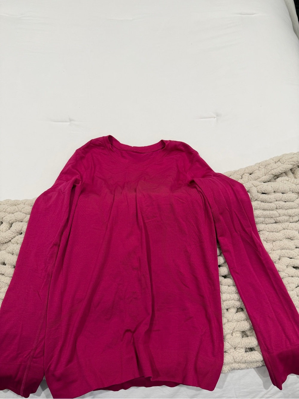 lululemon athletica Women's Fuchsia scuba long sleeve